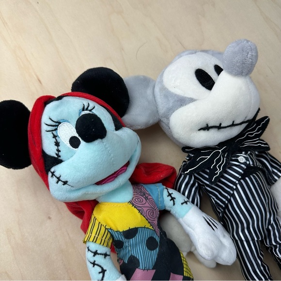 Mikey & Minnie nightmare before Christmas plush toys - Picture 5 of 11
